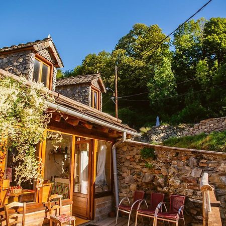 The Dragon Barn - Grenier Vila Ascou Exterior foto