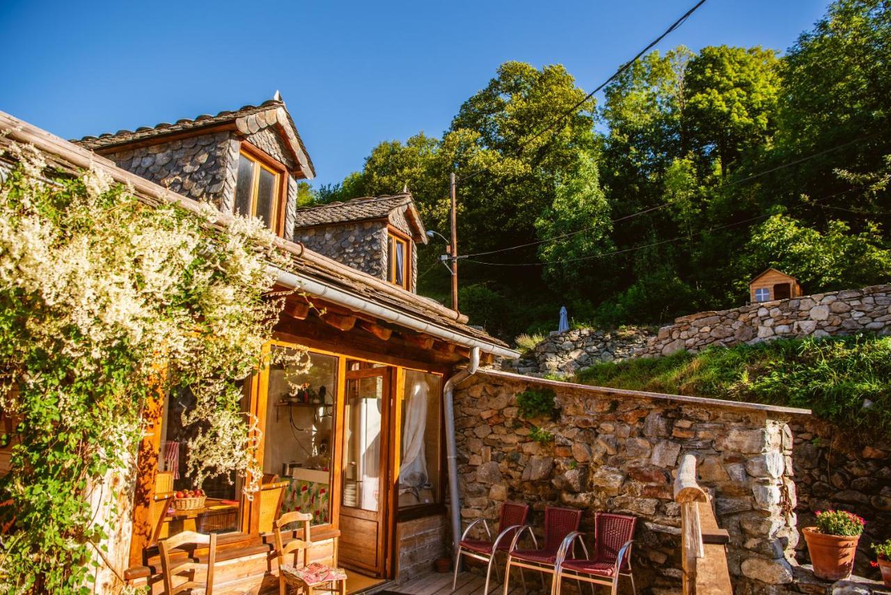 The Dragon Barn - Grenier Vila Ascou Exterior foto
