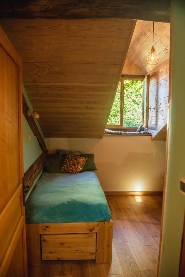 The Dragon Barn - Grenier Vila Ascou Exterior foto
